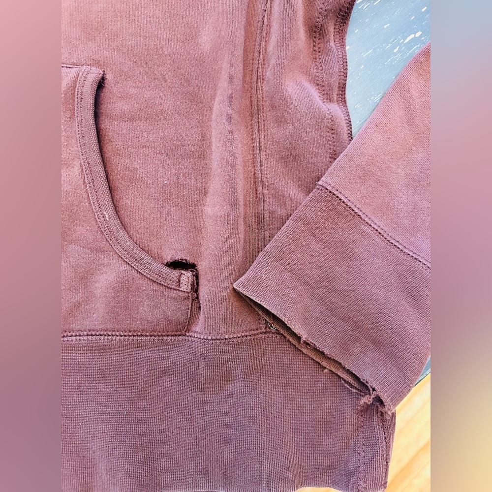Vintage Volcom hoodie.  Women’s/Juniors Large - Picture 3 of 8